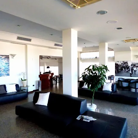Cristallo Hotel