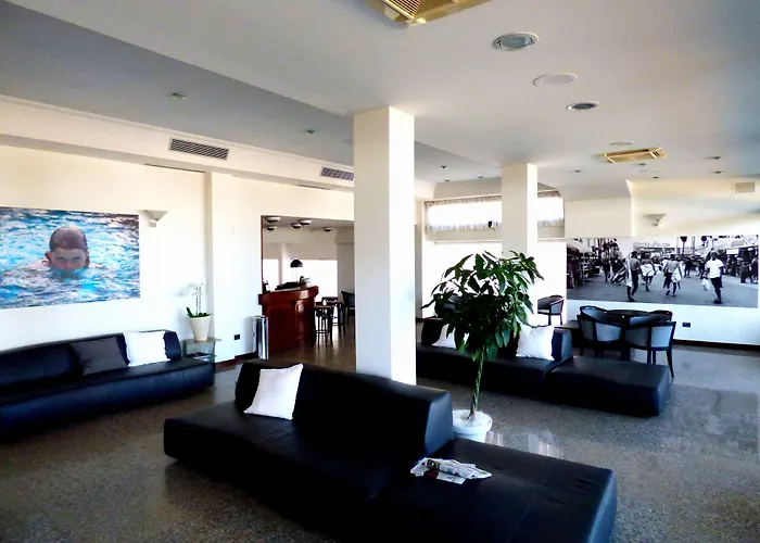 Ξενοδοχείο Cristallo Σενιγκάλια