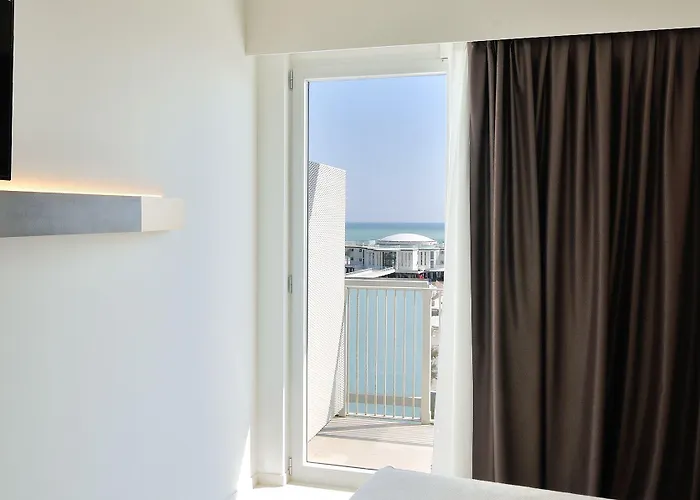 Cristallo 4* Σενιγκάλια