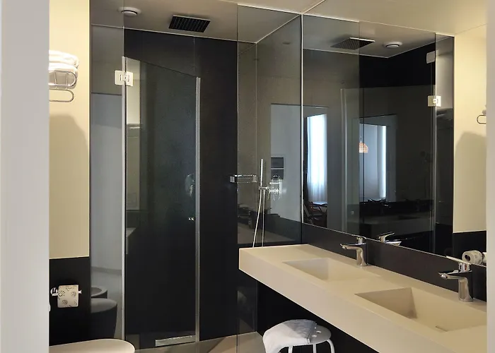 מלון Cristallo 4*