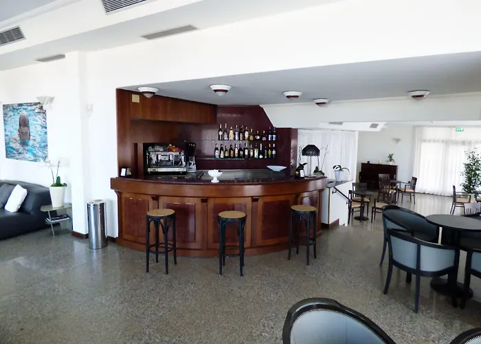 מלון Cristallo 4*